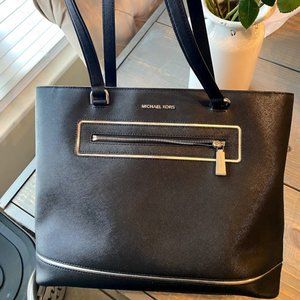 Michael Kors Purse 